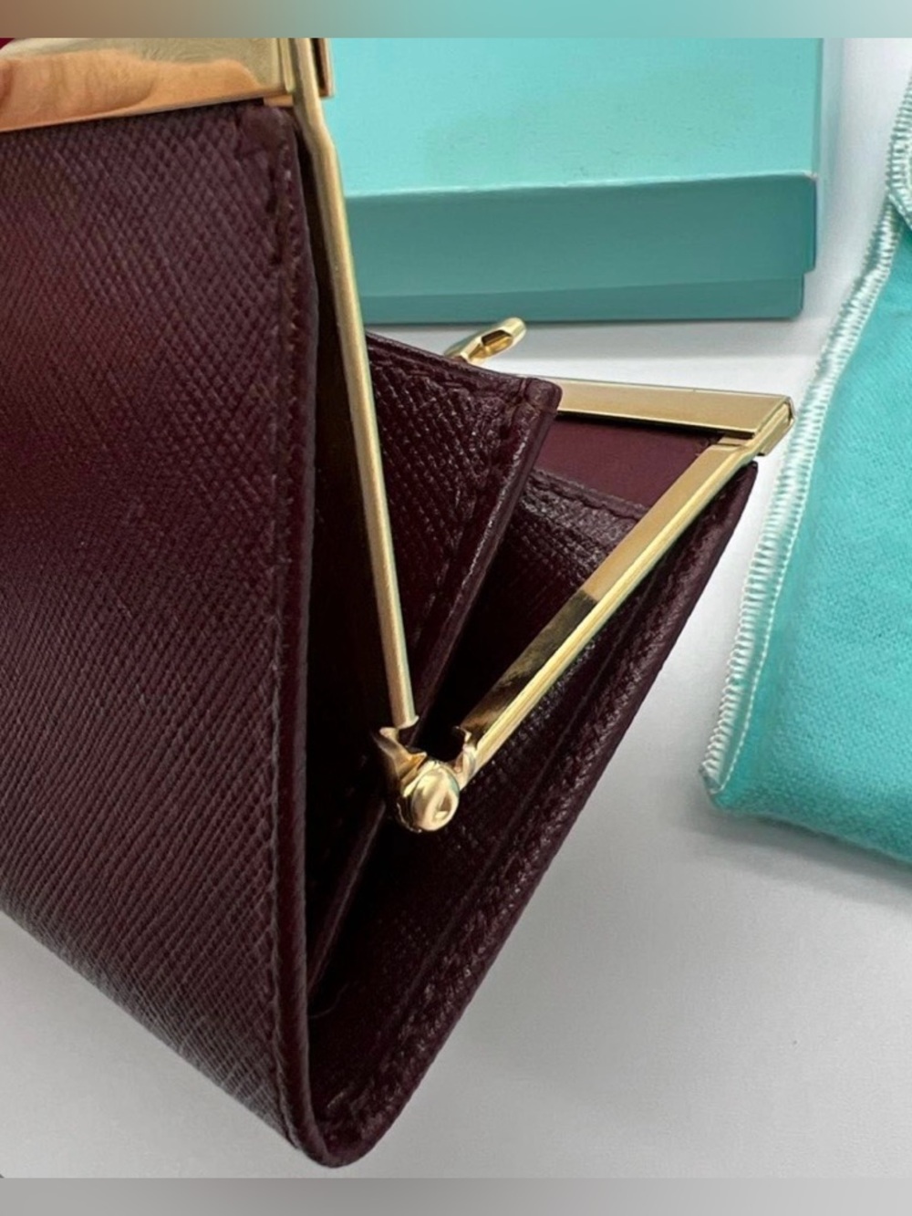 TIFFANY & CO. Wine Red Leather Vintage Coin Purse w/Box & Dusty - Picture 7 of 10